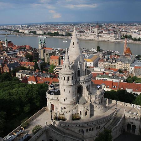 Budavar Bed And Breakfast Budapest Eksteriør bilde