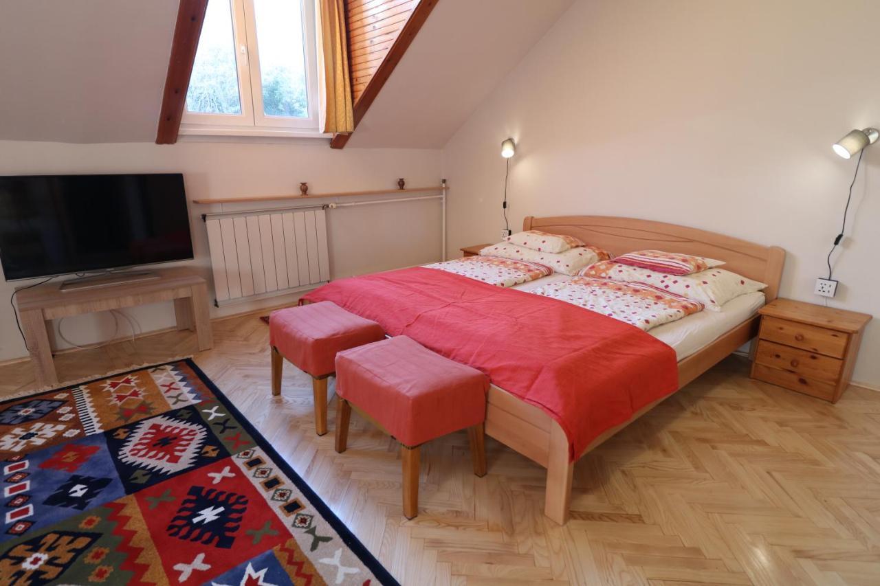 Budavar Bed And Breakfast Budapest Eksteriør bilde
