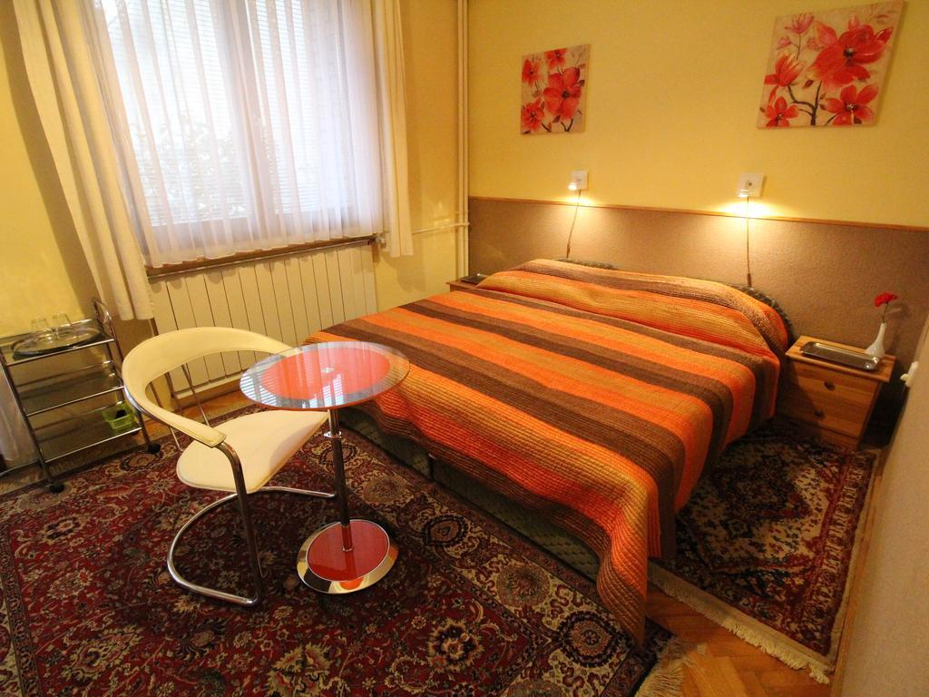 Budavar Bed And Breakfast Budapest Eksteriør bilde